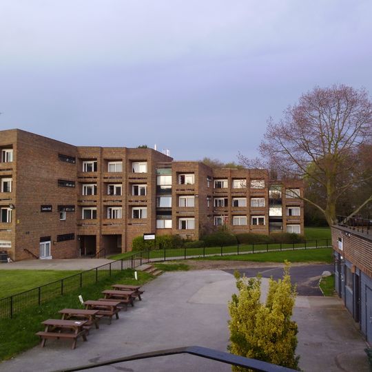 Lambert Hall, The Lawns
