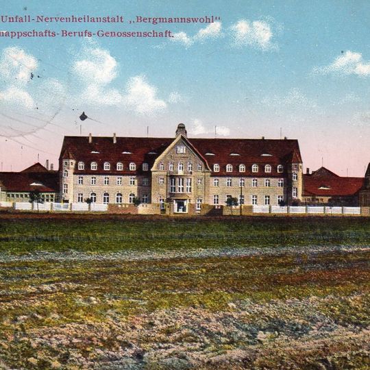 Sachgesamtheit ehemalige Provinzial-Irren-Anstalt Altscherbitz, mit folgenden Einzeldenkmalen: Altscherbitzer Straße 14 , Altscherbitzer Straße 16 , Altscherbitzer Straße neben 19