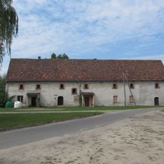 Granary in Dziewkowice