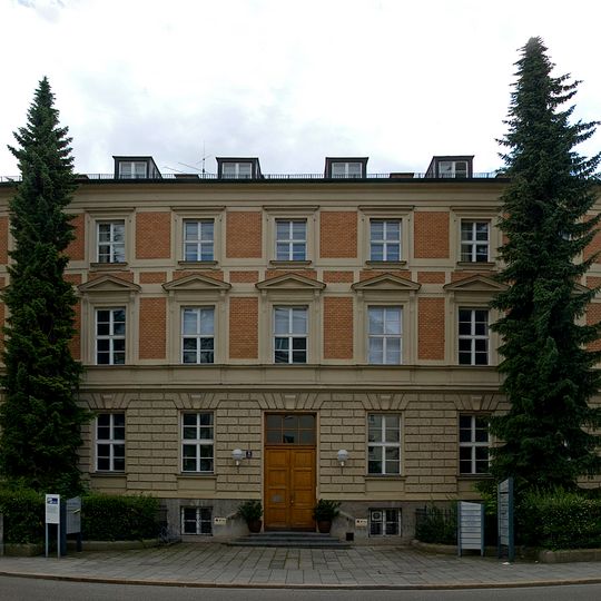 Mietshaus