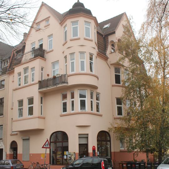 Mietshaus Lahnstraße 27