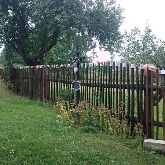 Kříž východně od Křekovic