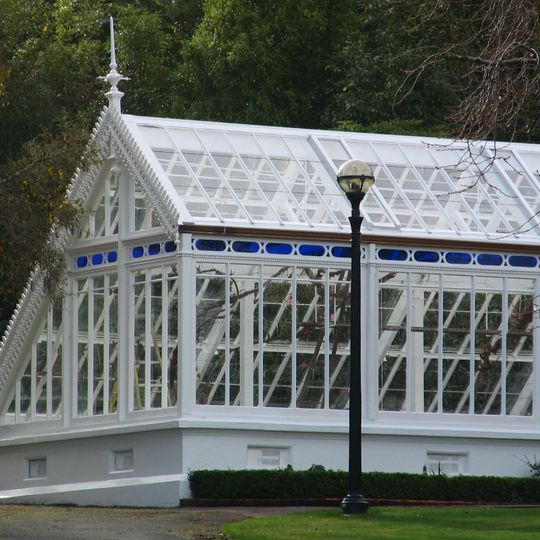University Lodge Glasshouse
