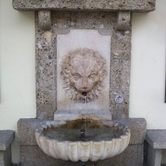Löwenkopfbrunnen