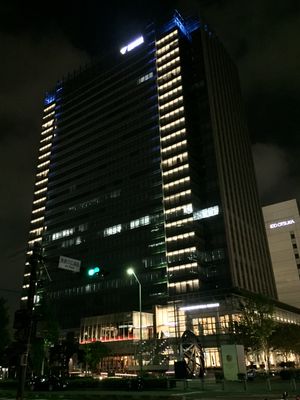 Уночі 1