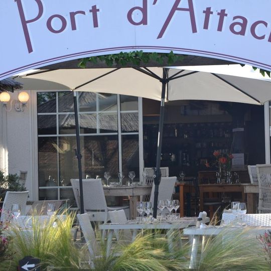 Le Port D'Attache