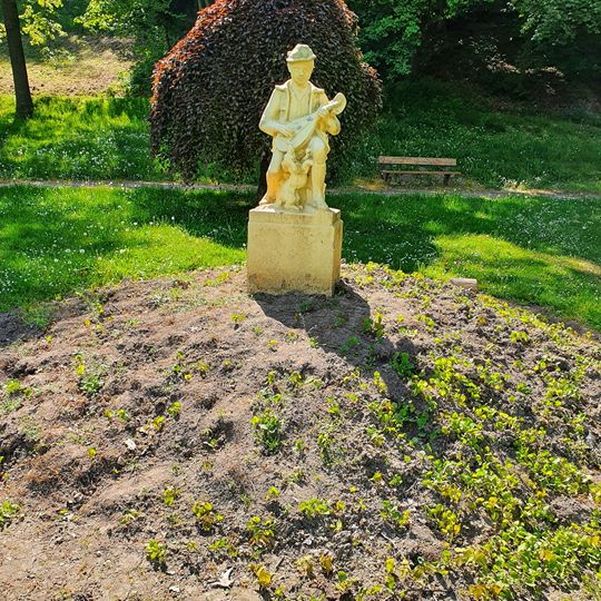 Plastik und Pavillon im Bürgergarten, Friedrichstraße