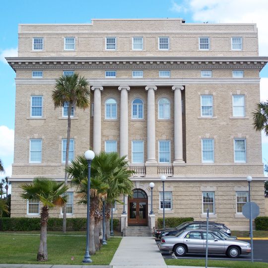 Old Lake County Courthouse