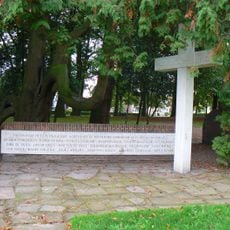 Monument in het Van Haersmapark
