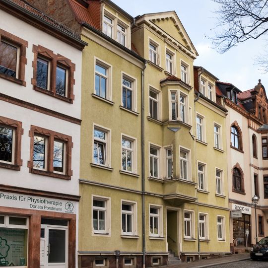 Mietshaus in geschlossener Bebauung Bismarckstraße 16