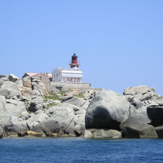 Faro di Lavezzi