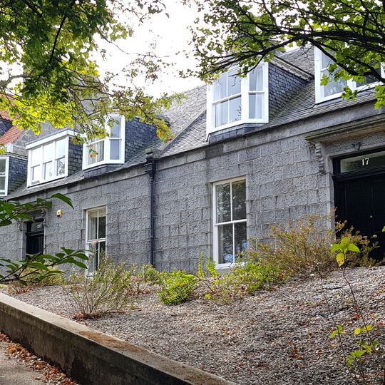 Spital, 15 And 17 Spital