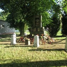 Pomník padlým v Lhotě pod Radčem