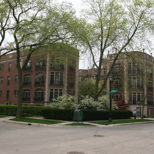 Michigan-Lee Apartments