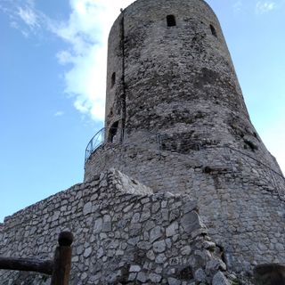 Torre Angioina di Summonte