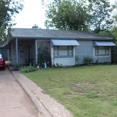 Josephine Reifsnyder Lustron House