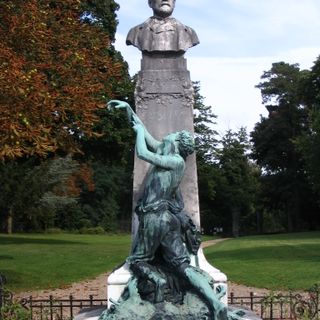 Bust of Louis Pasteur