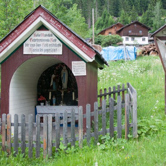 Kapelle Labebene und Kruzifix, See