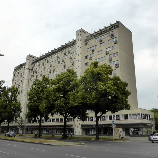 Hauptstraße 92–93