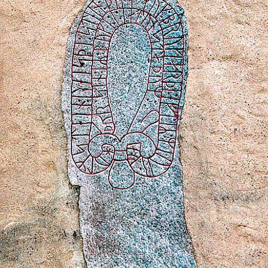 Östergötlands runinskrifter 132