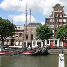 Wolwevershaven 32, Dordrecht