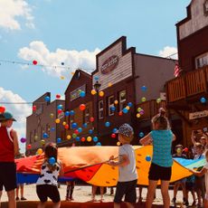 Twin Pigs - miasteczko westernowe