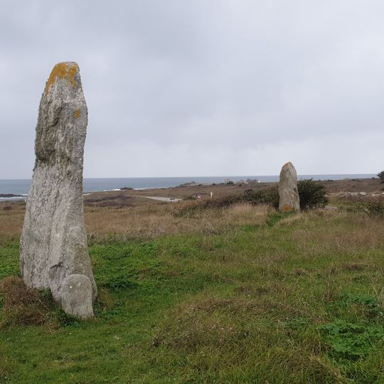 Menhir de Manémeur