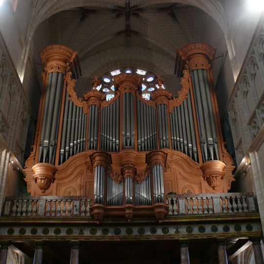 Pithiviers Sts Salomon & Grégoire church