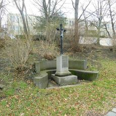 Kříž na Krupkově náměstí v Bubenči