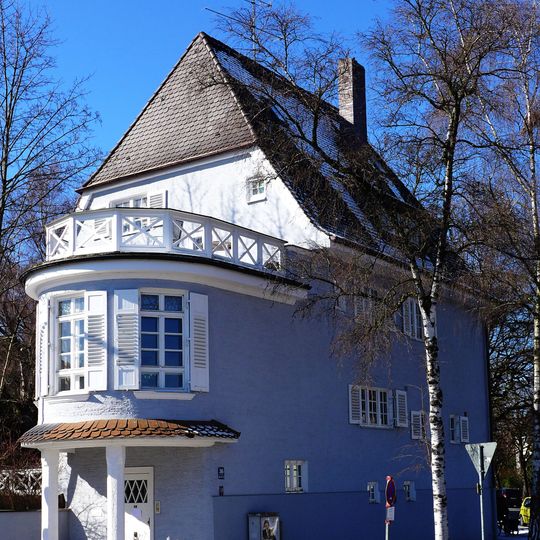 August-Exter-Straße 36