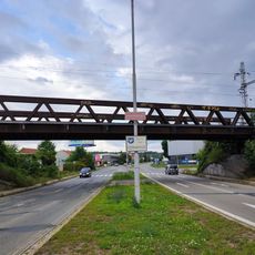 Železniční most přes Černovickou ulici
