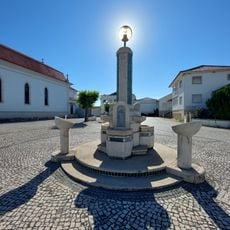 Fontanário em Monte Redondo