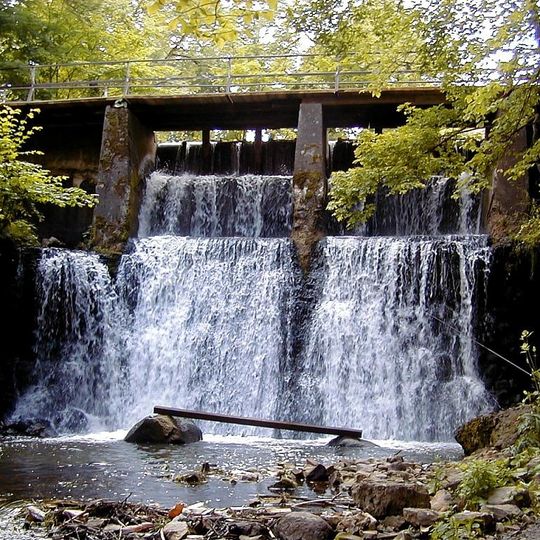 Алекшупитский водопад