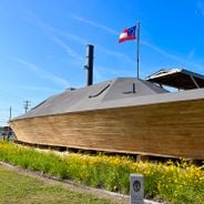 Historiske krigsskip: Museumsfartøy, flytende minnesmerker