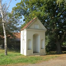 Výklenková kaple u domu čp. 27 v Malnicích