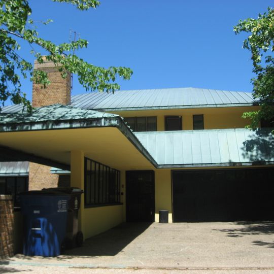 John and Isabel Burnham House