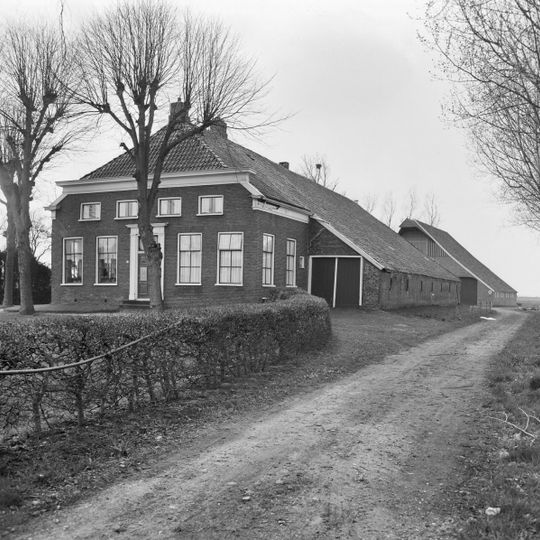 Hoofdweg 48