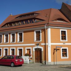 Gasthof „Schwarzer Kater“ in geschlossener Bebauung Rothenburger Straße 54