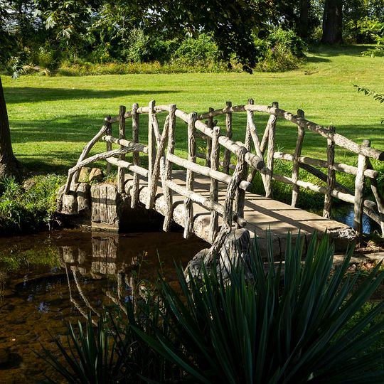 W.H.L. McCourtie Estate