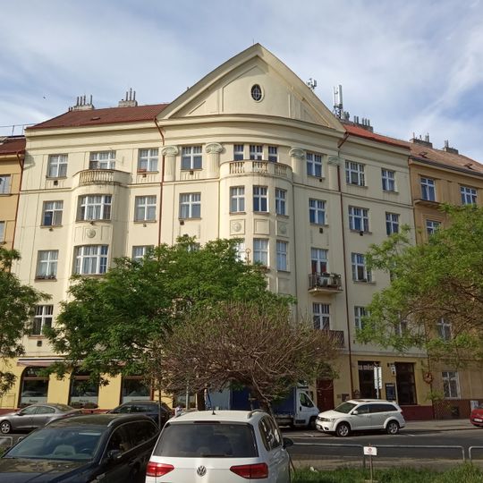 Náměstí Dr. Václava Holého 7