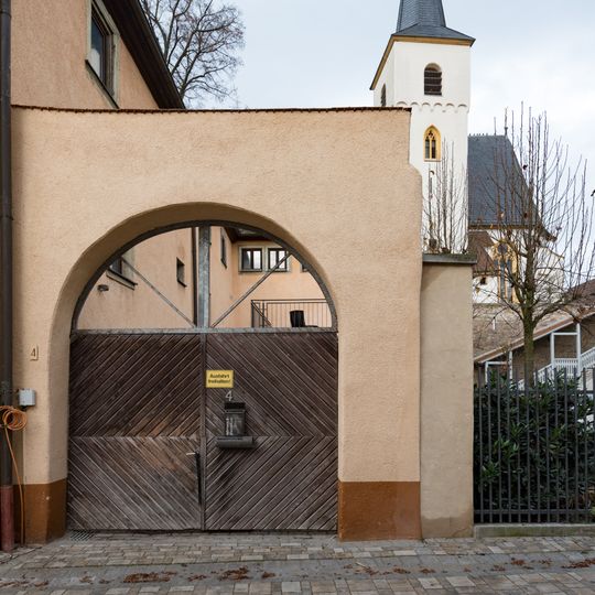 Hoftor Hauptstraße 4 in Eisenheim