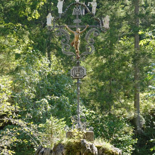 Objekt 19, Glückskreuz