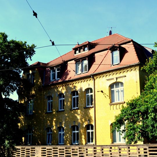 Mietshaus Rathenaustraße 23a