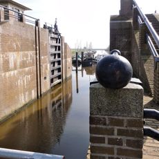 Ezumazijl lock