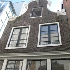 Huisje met klokgevel