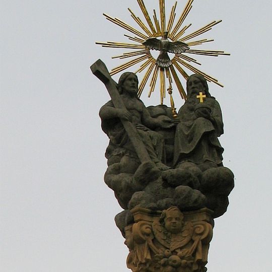 Sloup se sousoším Nejsvětější Trojice