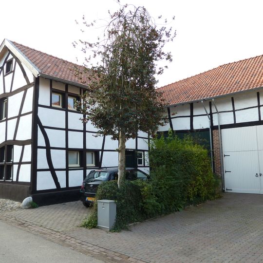 Rondelenstraat 10, Mheer