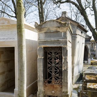 Grave of Jauze-Bigare-Laigle