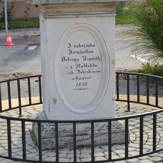 Socha sv. Floriána, podstavec