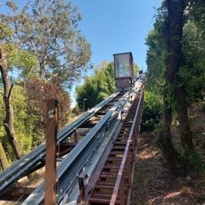 Acessos mecânicos ao Castelo de Leiria